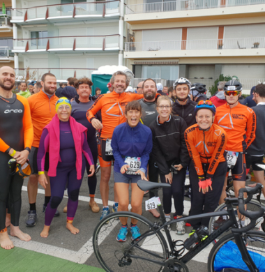 La team CAHRA et Le Triathlon Club Nantais au Tri-Relais Audencia
